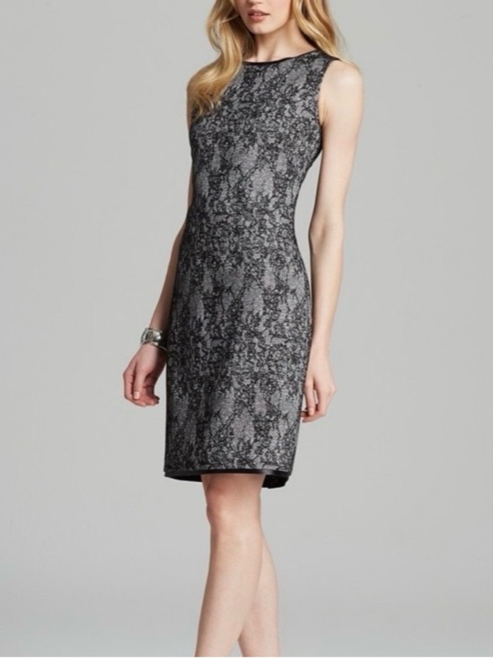 T Tahari Arona Lace
Jacquared Sheath Dress